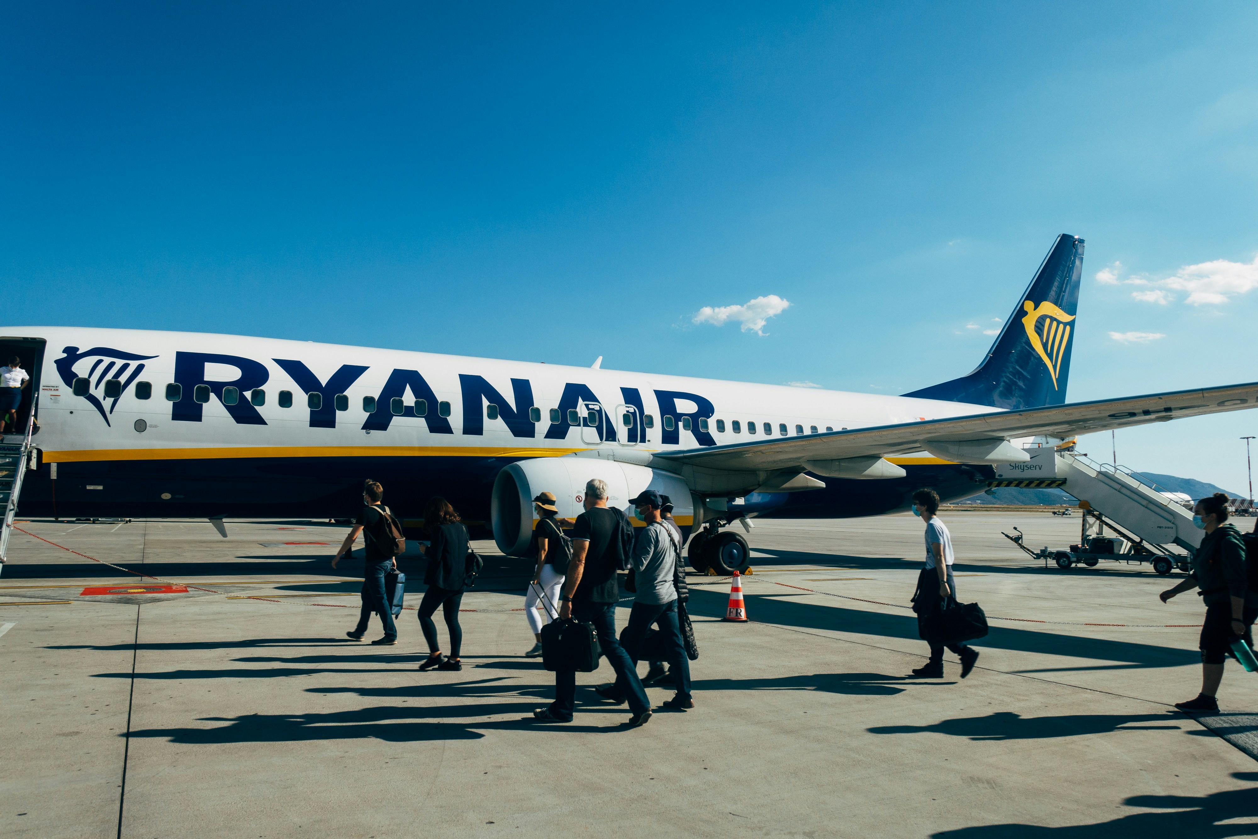 Co można zabrać w bagażu podręcznym lecącąc liniami Ryanair?